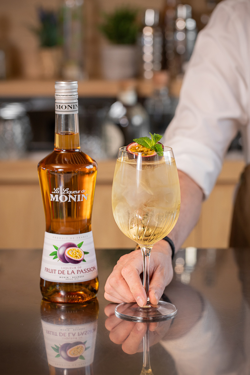Licor Fruta Pasión MONIN OTC Group